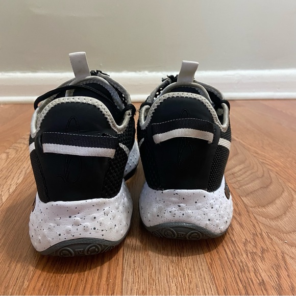 Size 7.5 - Nike PG 4 Team Black Platinum 2020 - Picture 4 of 7
